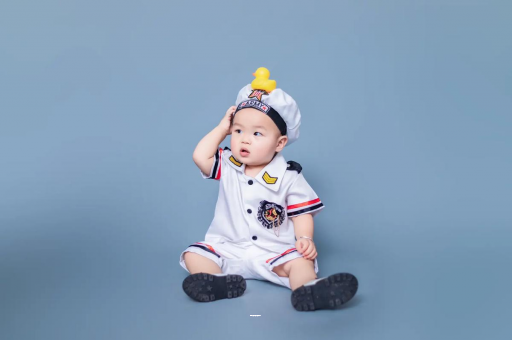 滑县宝宝频繁使劲扭动哼唧